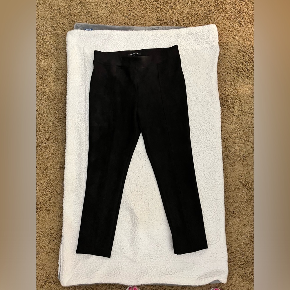 🌟🌟 Like new suede pants